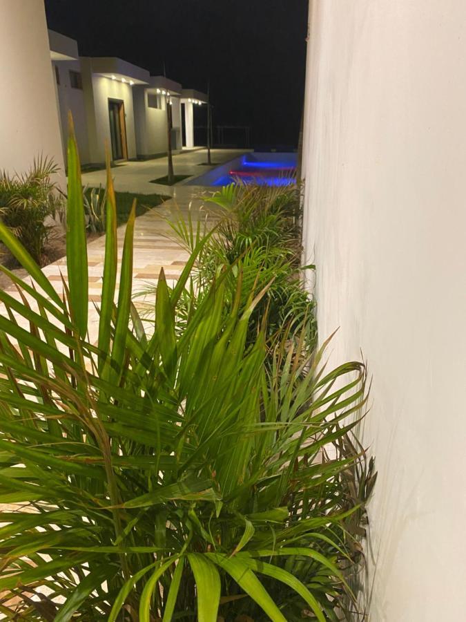 Riviera Vichayito Hotell Exteriör bild